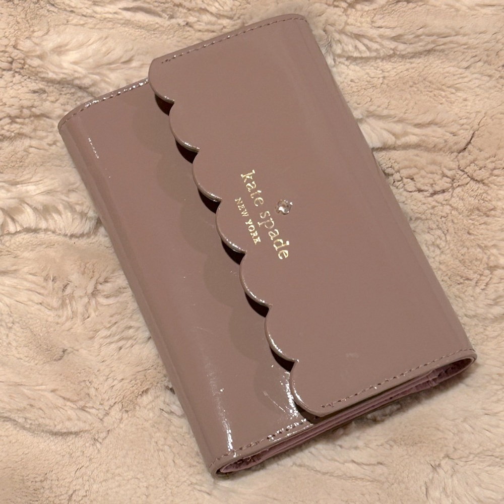 Kate Spade Slim Bifold Wallet
